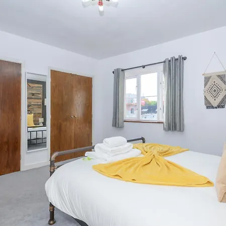Apartment Chic Family Retreat In Heart Of Leeds Leeds (West Yorkshire)