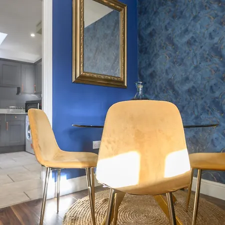 Apartment Chic Family Retreat In Heart Of Leeds Leeds (West Yorkshire)