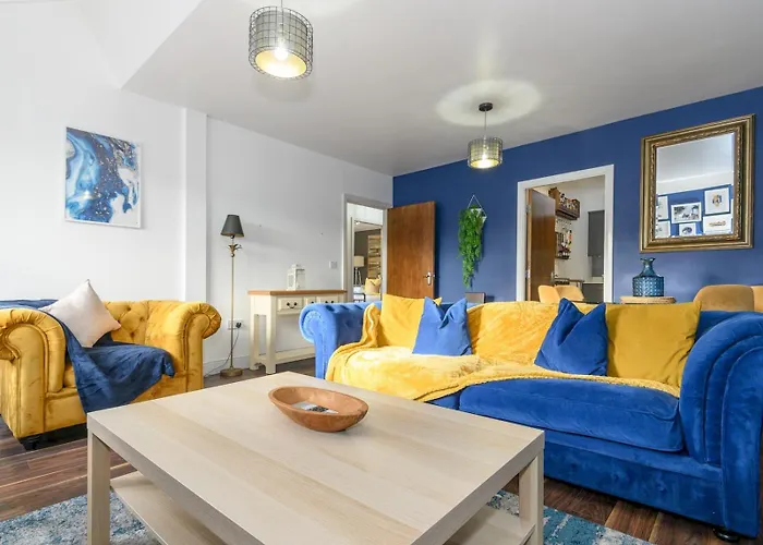 Chic Family Retreat In Heart Of - Pass The Keys Апартаменты