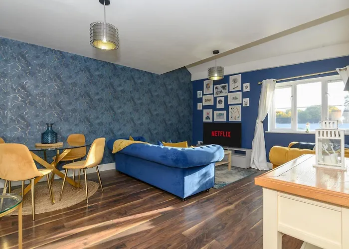 Chic Family Retreat In Heart Of - Pass The Keys 公寓 *